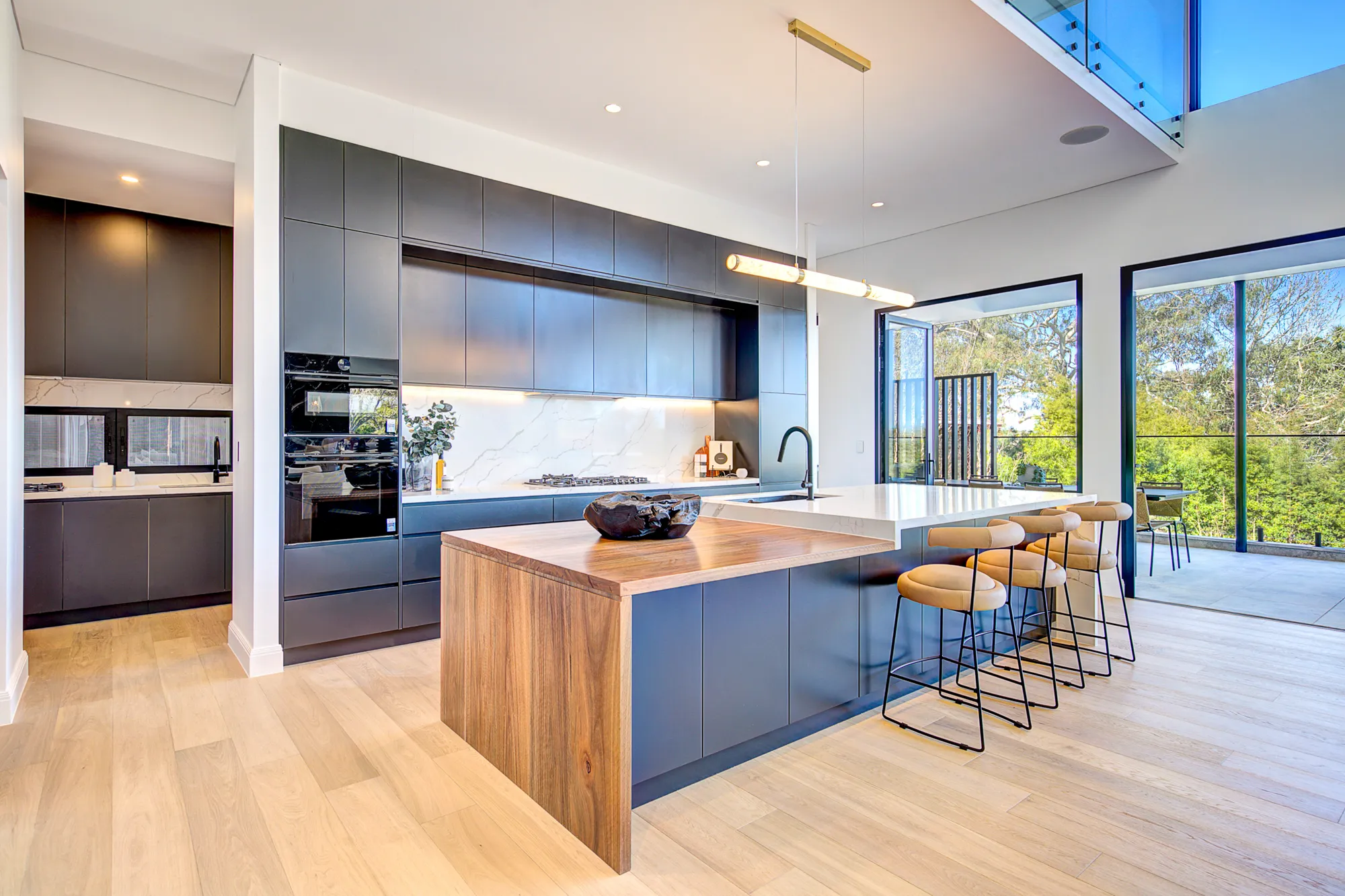 154-Kissing-Point-Road-Turramurra